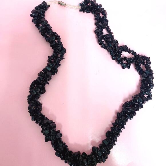 Vintage Three-Strand Twisted Black Onyx Chips Necklace | 1980 - Picture 3 of 4